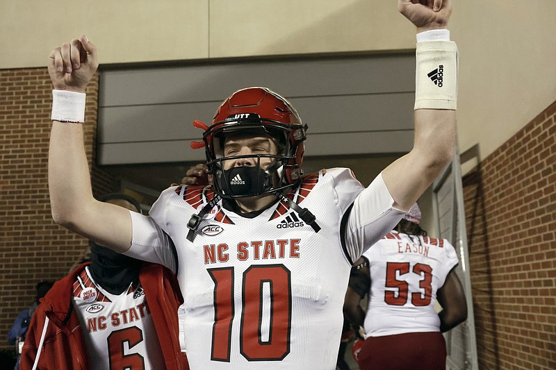 N.C. State Holds On To Stun No. 18 UNC, 30-27, In 2 OT | Texarkana Gazette