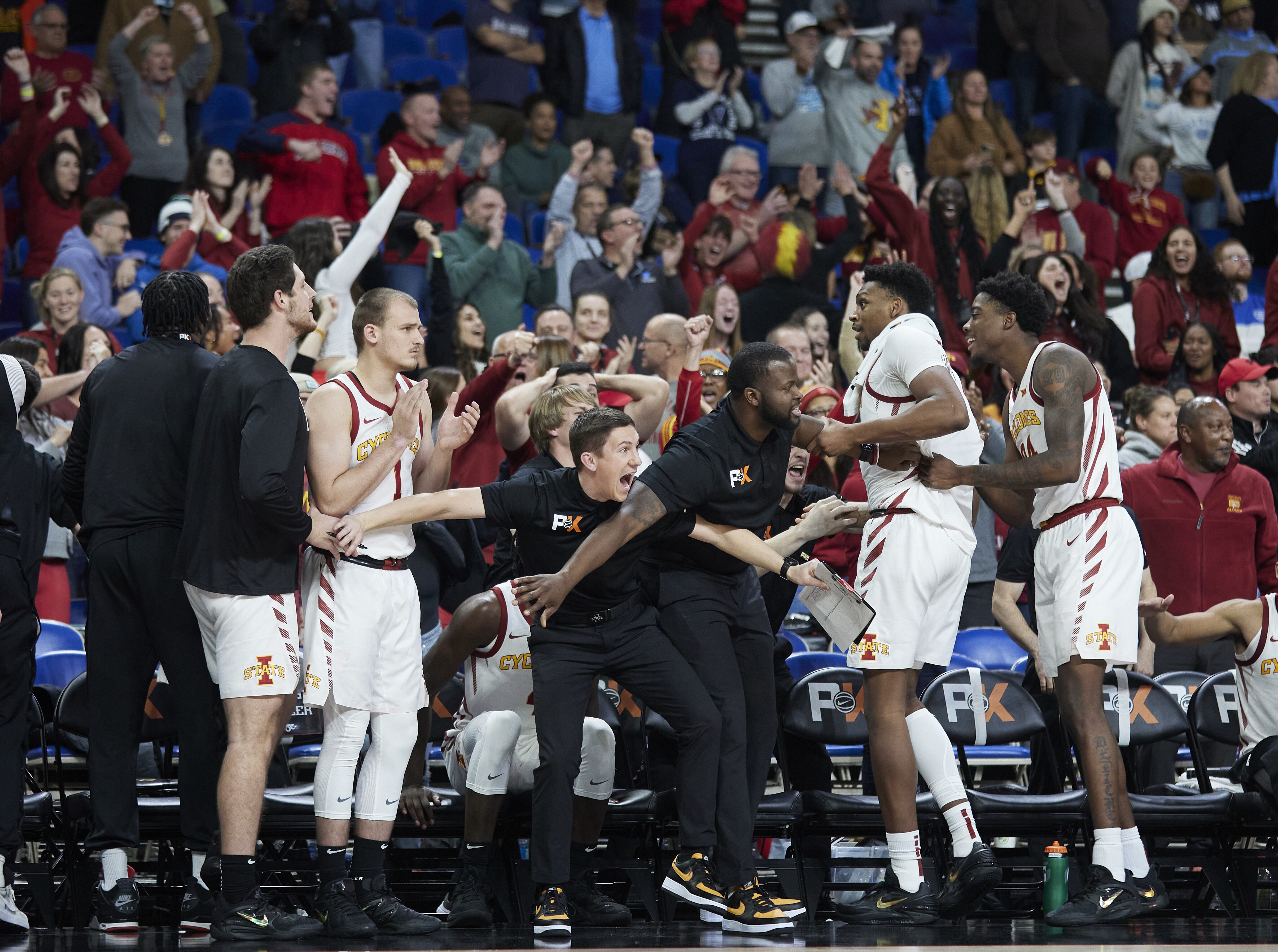 Iowa State shocks top-ranked North Carolina, 70-65 - Vimarsana News