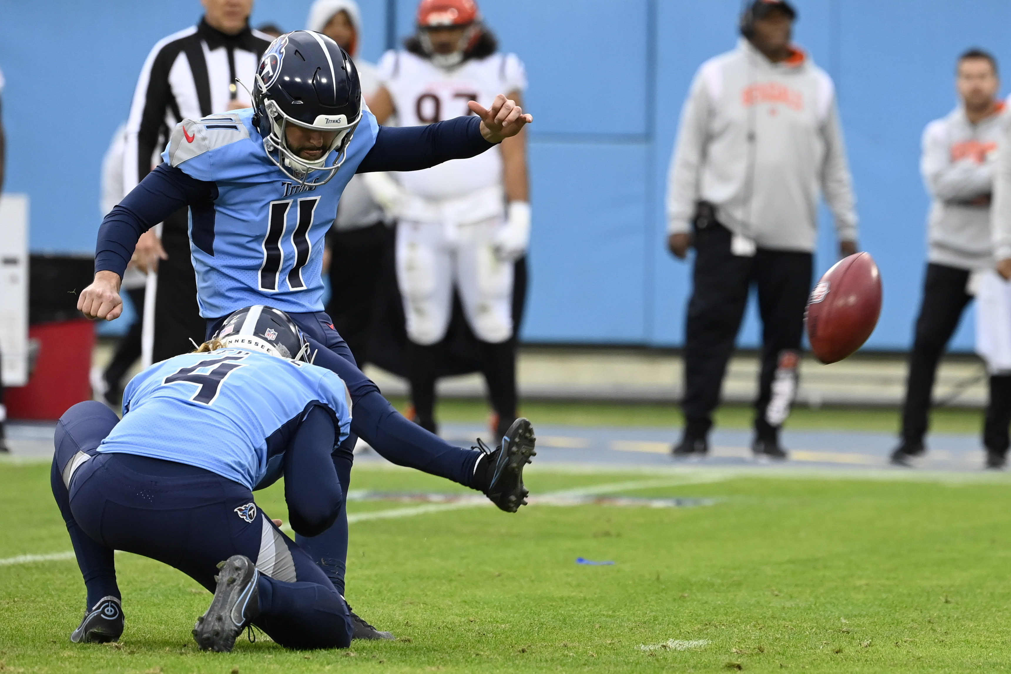 Bengals make some noise against Titans in playoff game