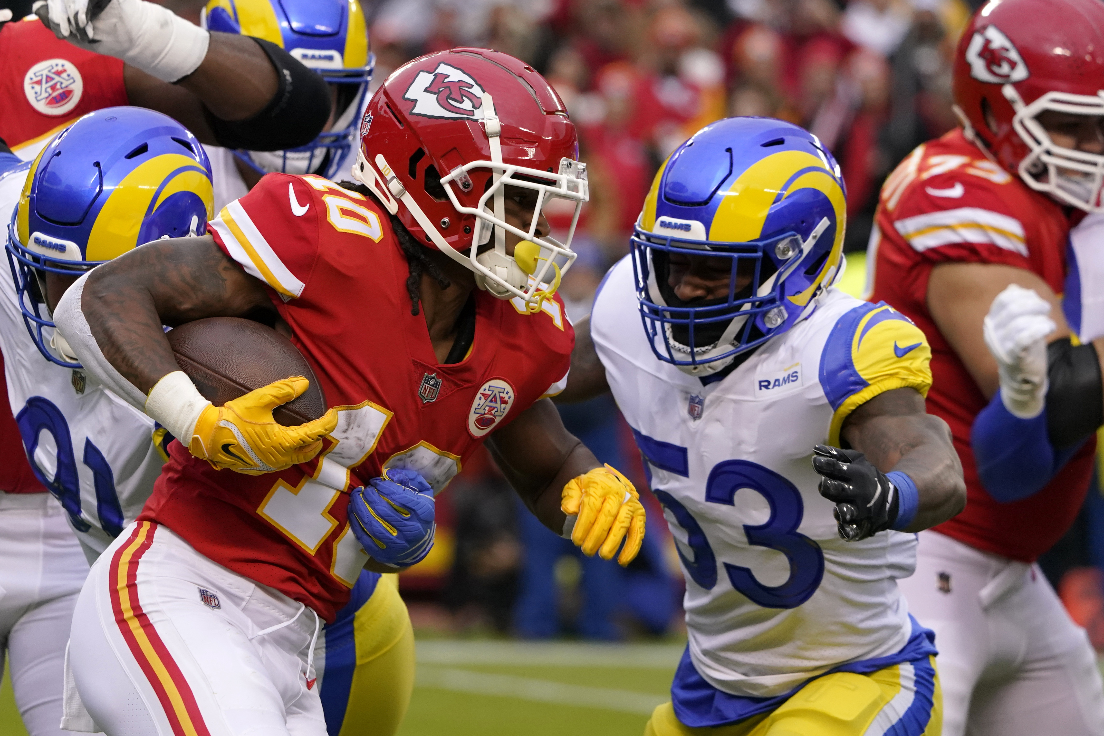 Los Angeles Rams linebacker Ernest Jones (53) during an NFL