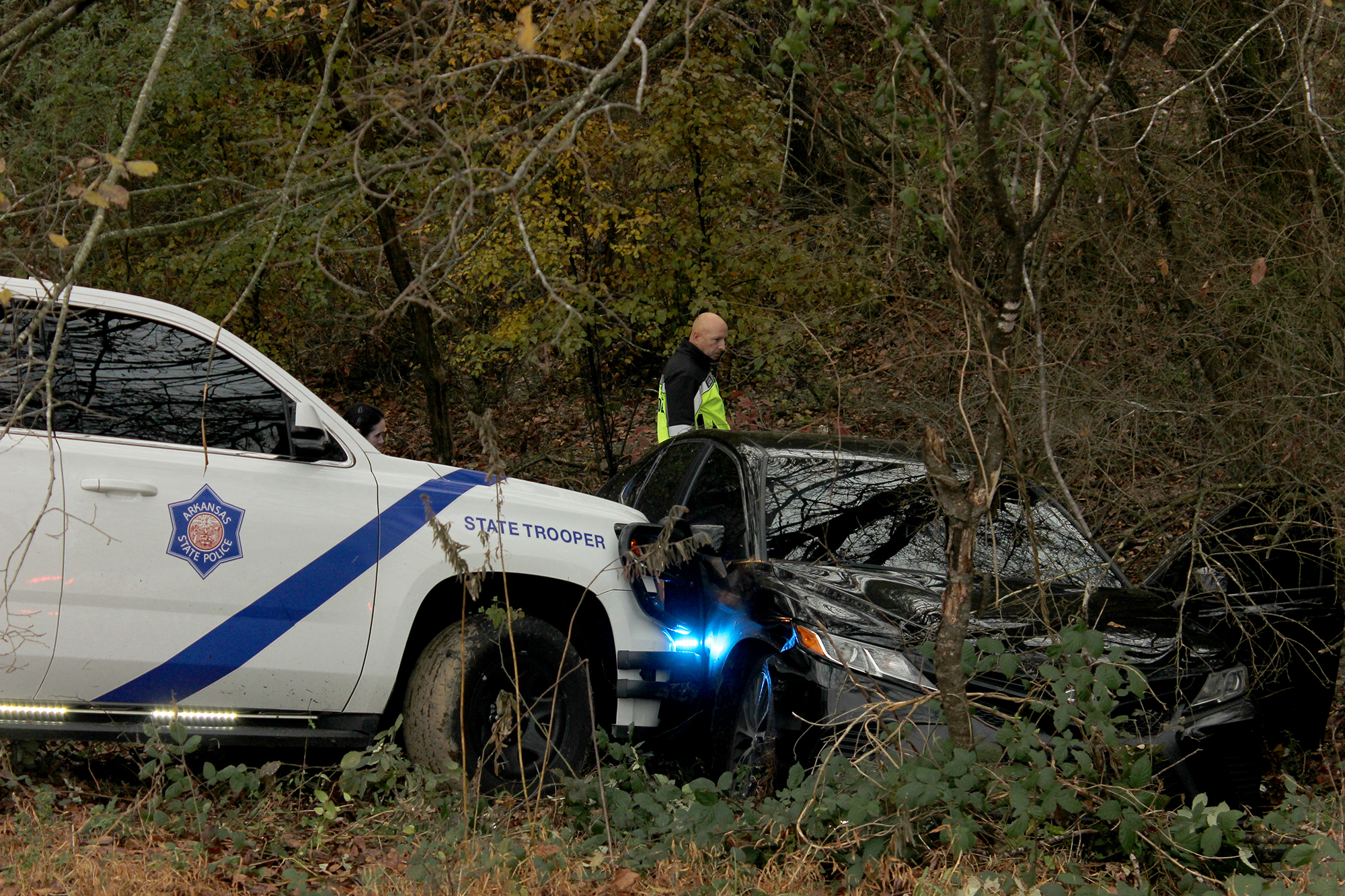 State police arrest 3 after ramming vehicle in car chase - Vimarsana News