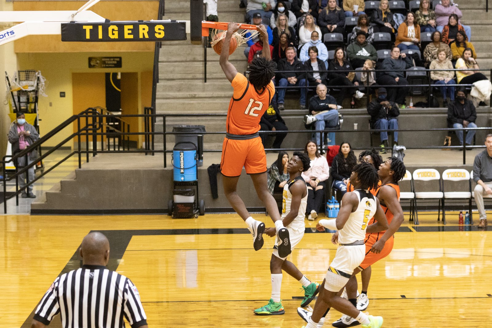 Texas High will play Bentonville West, Airline in Hoopfest - Vimarsana News