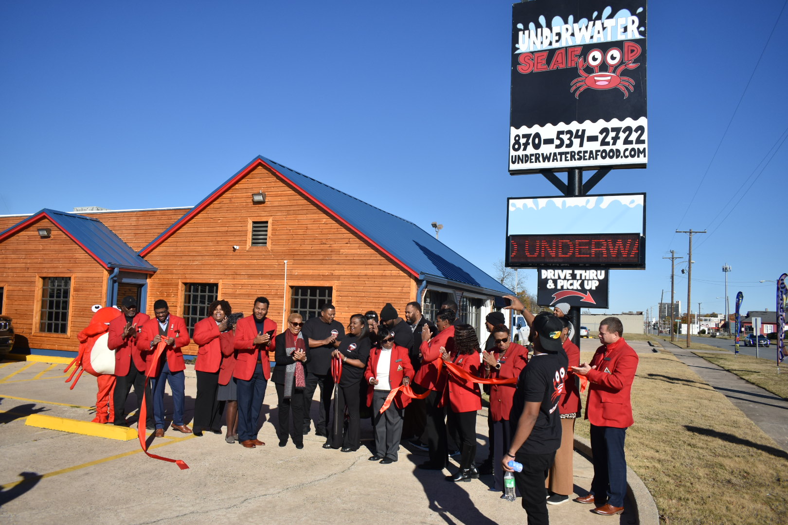 Underwater Seafood in new spot