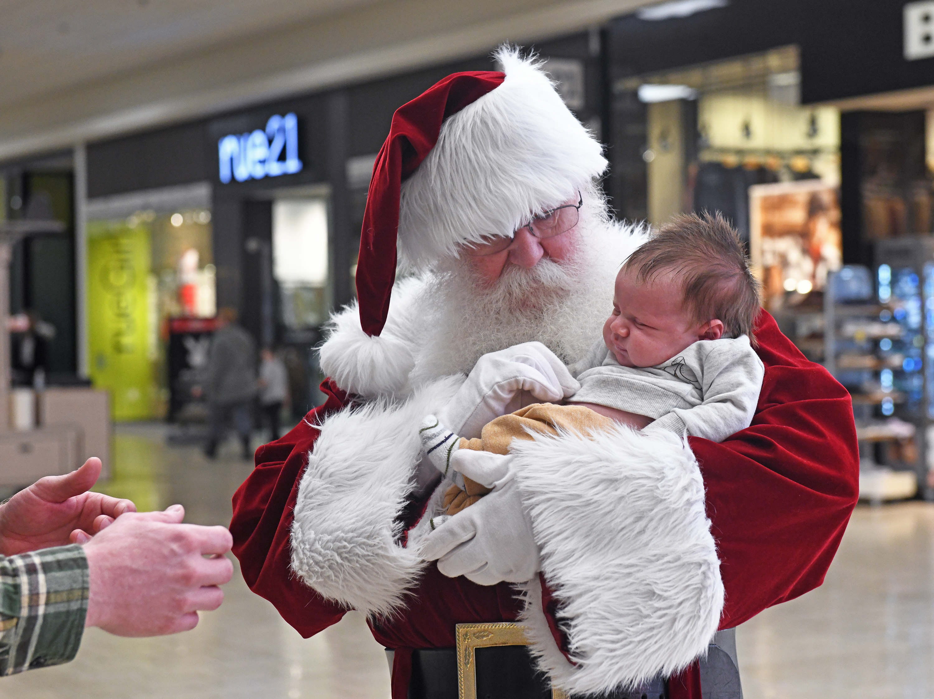 Santa at the Star & Virtual Christmas Extravaganza - DFWChild