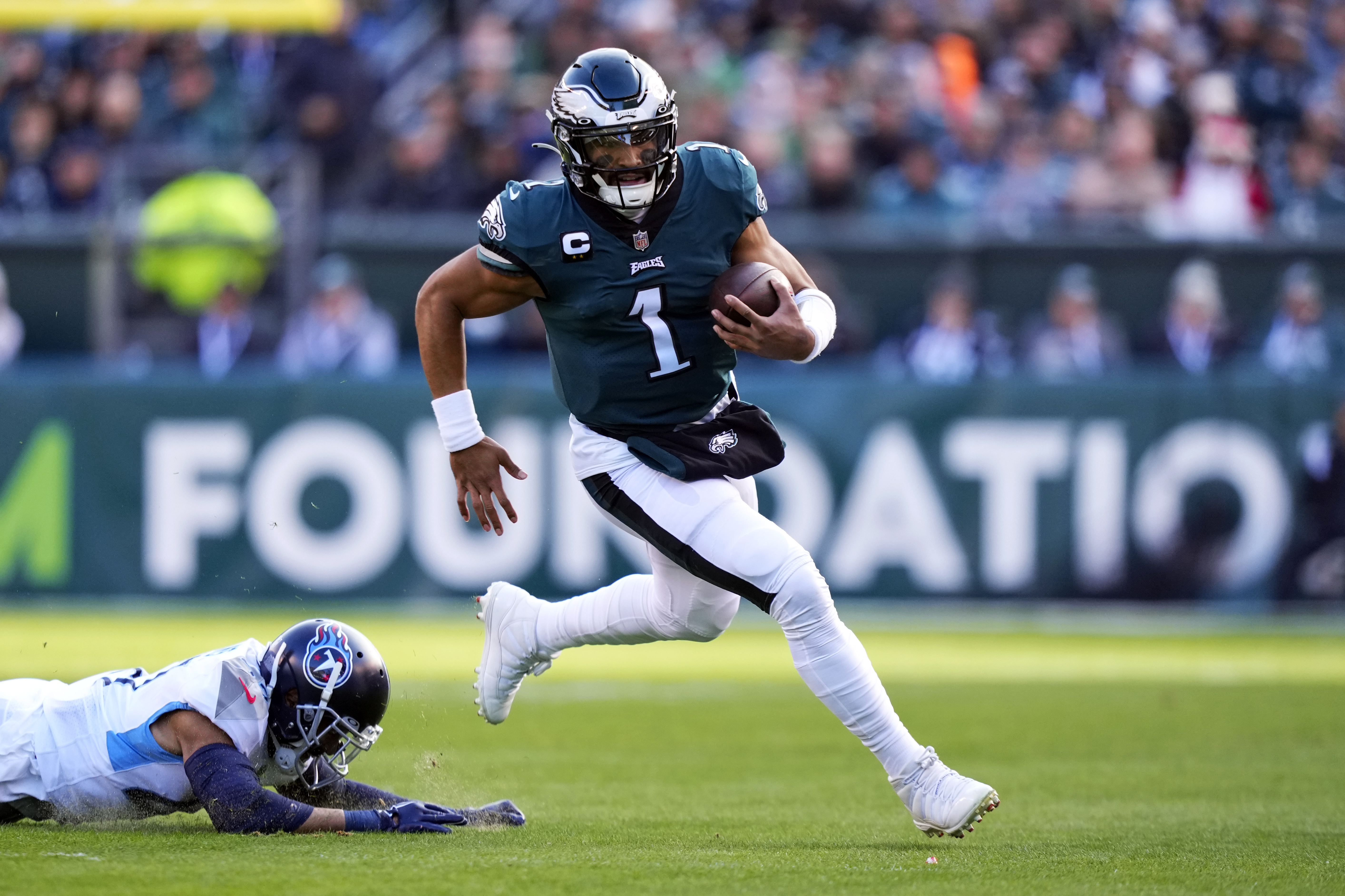 Philadelphia Eagles' A.J. Brown runs during the first half of an NFL  football game against the Tennessee Titans, Sunday, Dec. 4, 2022, in  Philadelphia. (AP Photo/Matt Slocum Stock Photo - Alamy