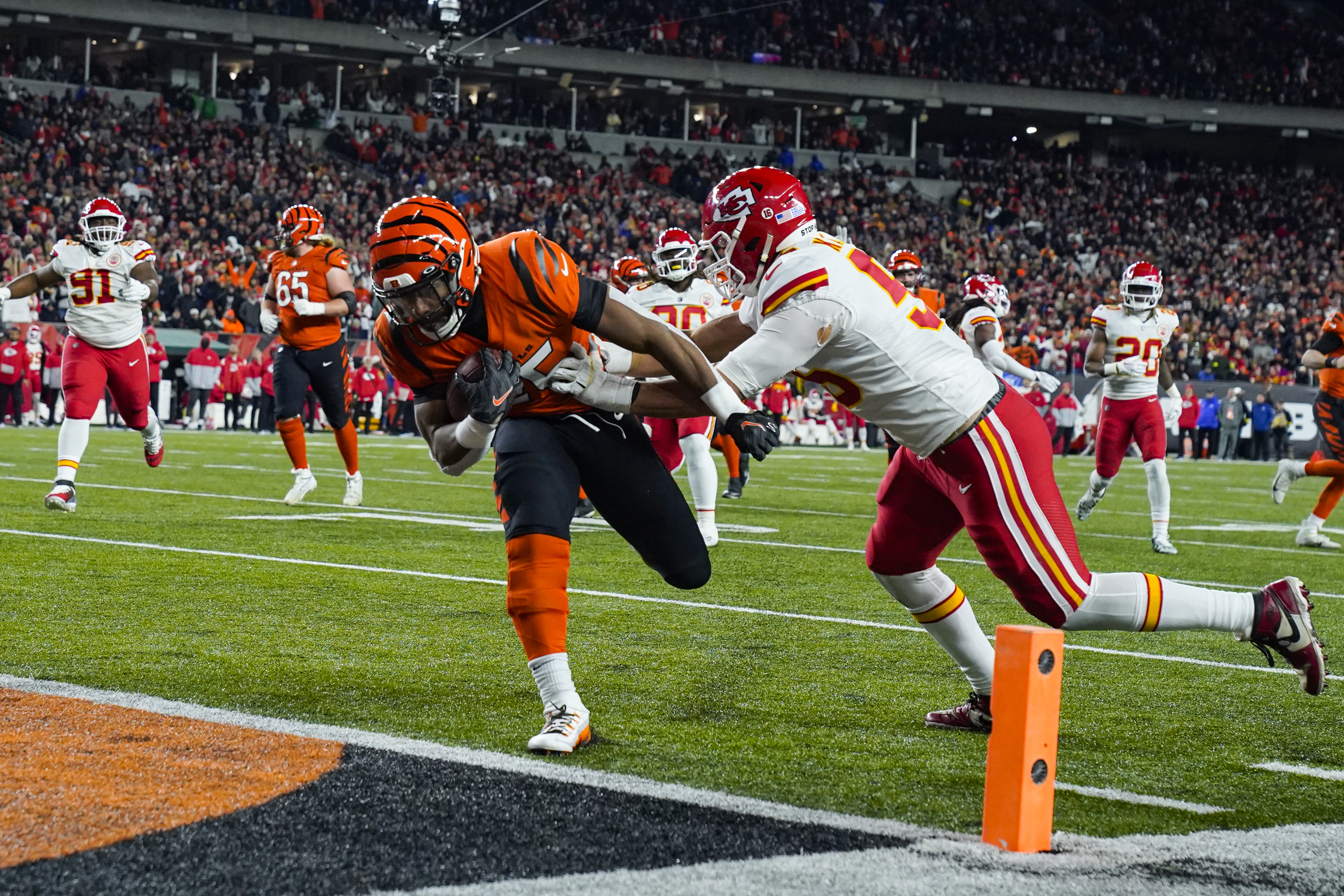 Cincinnati Bengals defensive tackle BJ Hill (92) walks during