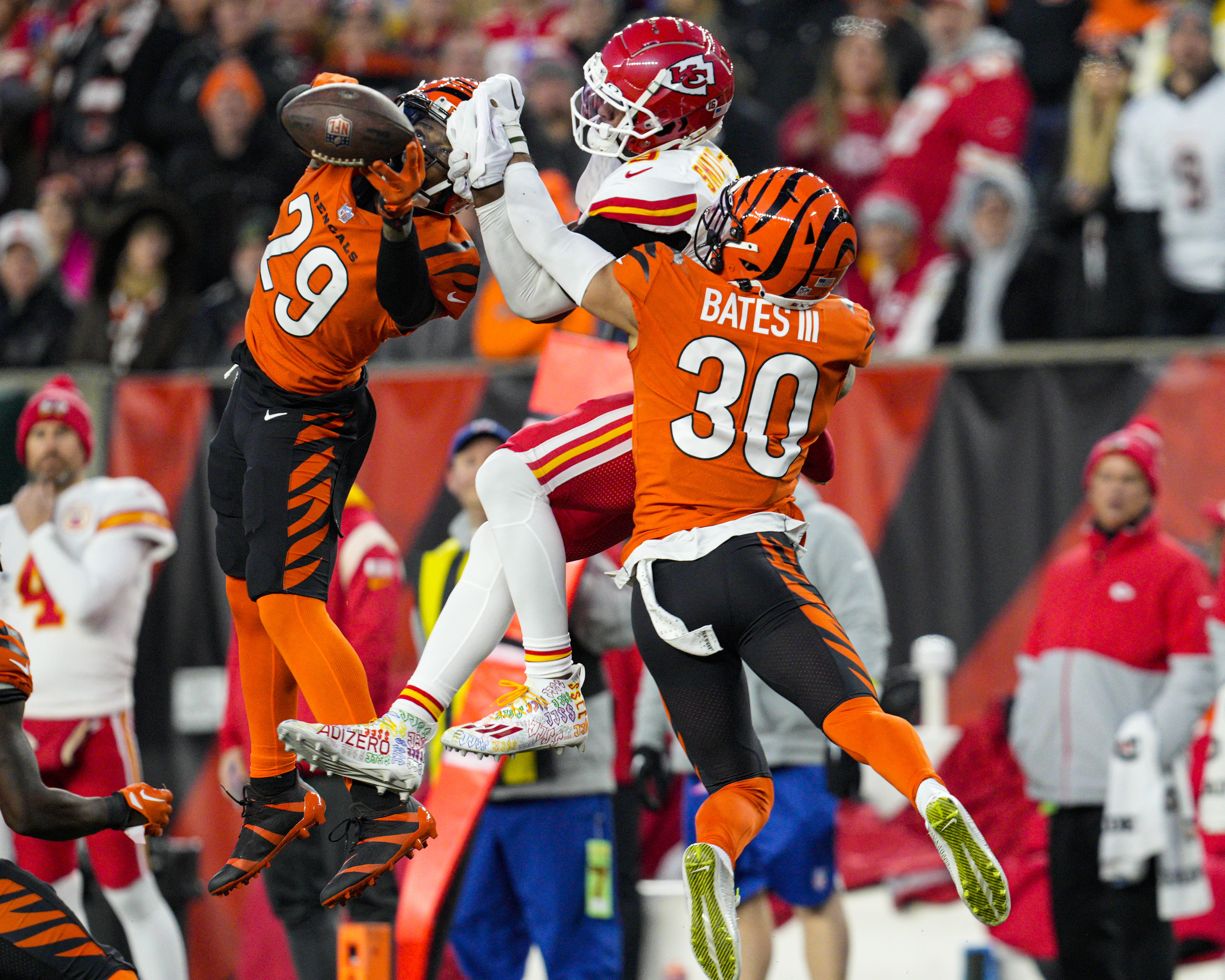 Cincinnati Bengals beat Kansas City Chiefs 27-24 in overtime in AFC title  game, advance to first Super Bowl in 33 years