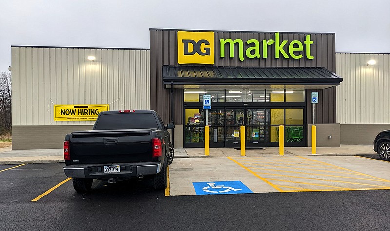 Westside Eagle Observer/RANDY MOLL Gentry’s new Dollar General Market, located at 900 J.R. Bever Blvd., opened for business last week. Both the new store and the old store on Gentry Blvd. are open to serve local customers.