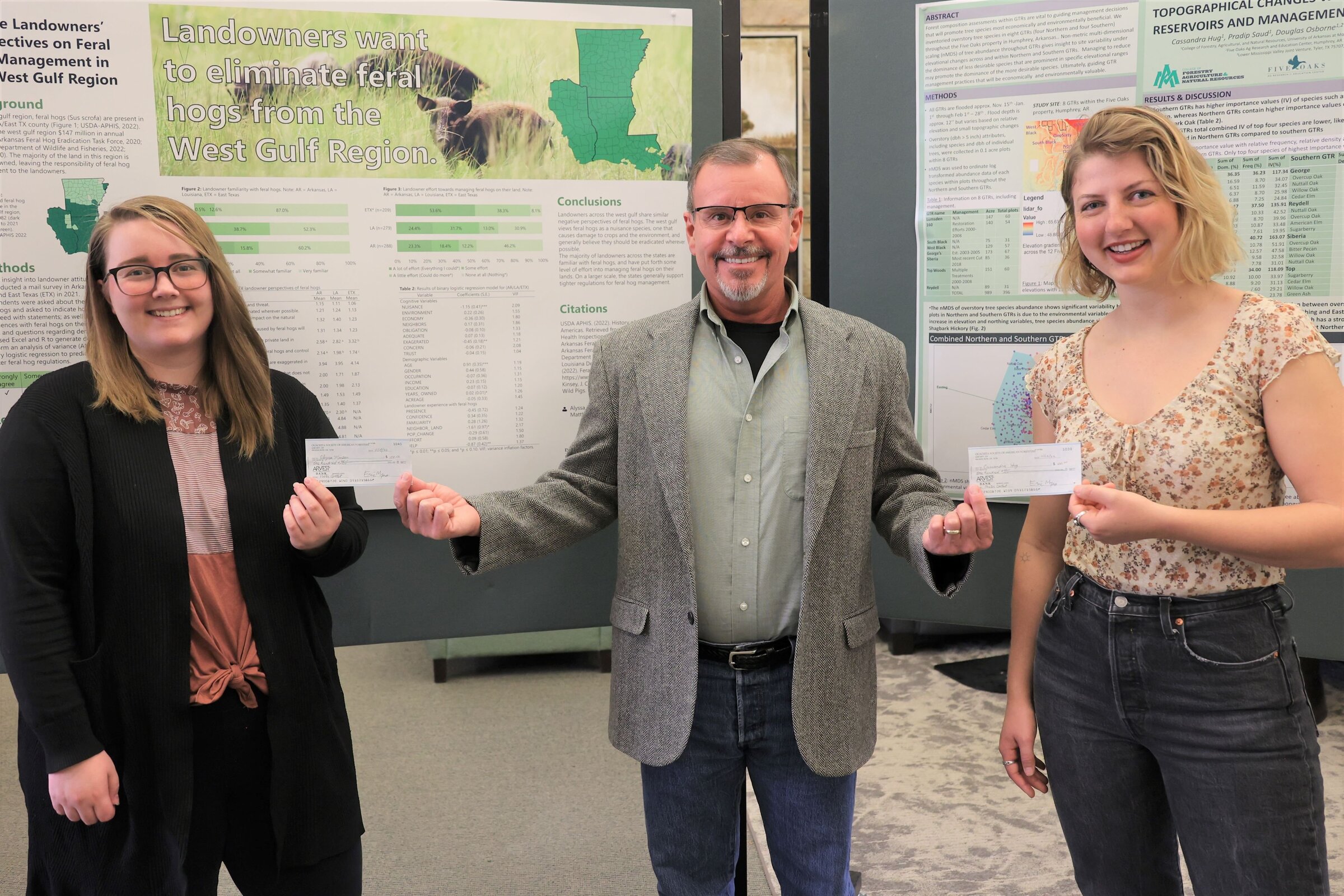 2 UAM students win forestry poster contest