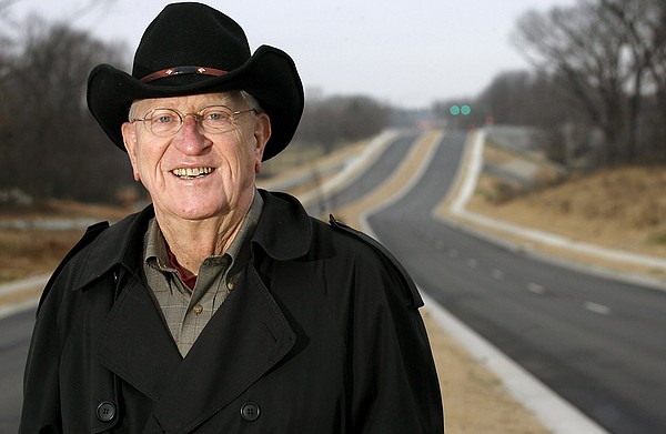 Springdale's Van Hoose, former mayor described as visionary for the city, died Friday - Vimarsana News