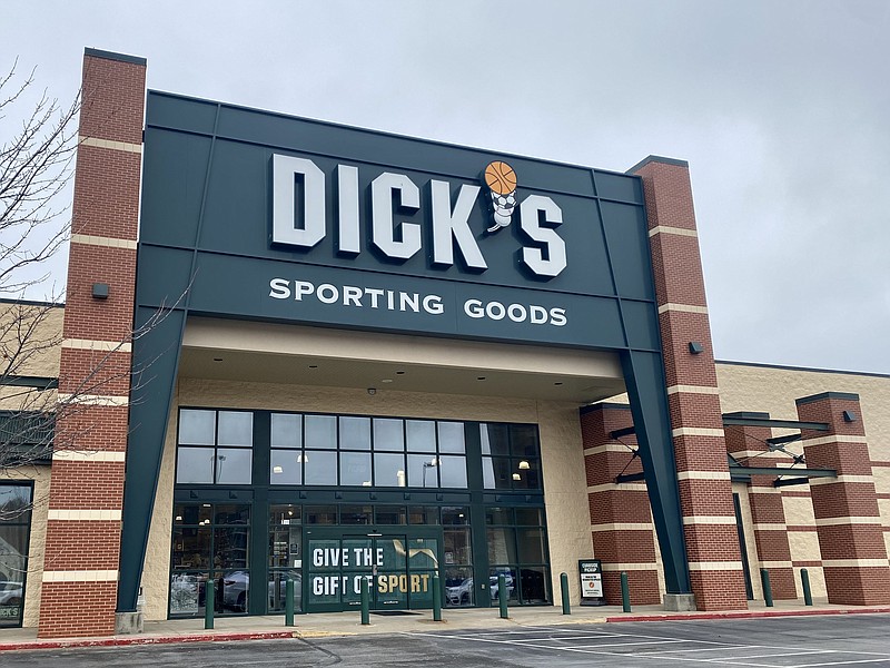 Dick's Sporting Goods, located at 739 Stoneridge Pkwy, is closing its doors at the end of the year. (News Tribune/Cameron Gerber photo)
