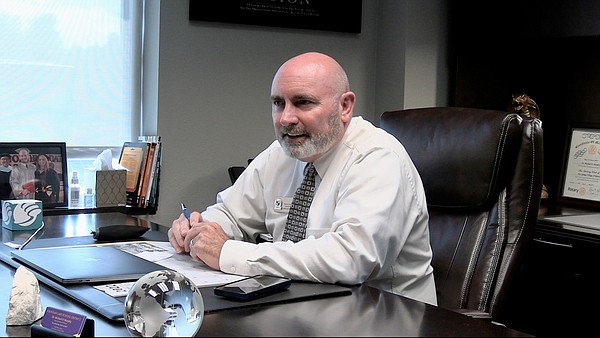 Fountain Lake schools weigh calendar options - Vimarsana News