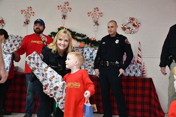 PHOTO | TAPD Hosts Cops And Kids | Texarkana Gazette