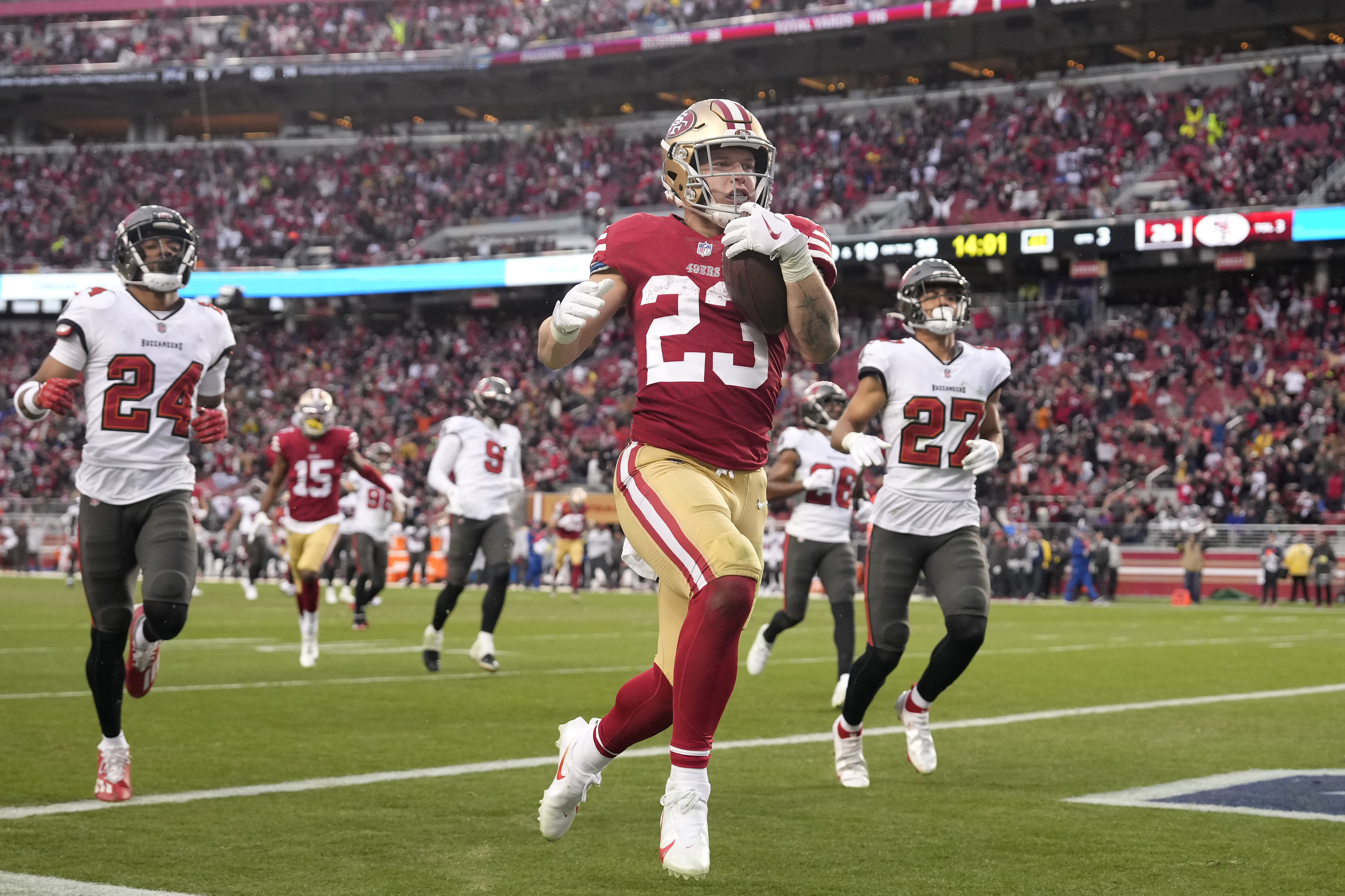 San Francisco 49ers quarterback Brock Purdy (13) signals during an NFL  football game against the Los Angeles Chargers, Friday, Aug. 25, 2023, in  Santa Clara, Calif. (AP Photo/Scot Tucker Stock Photo - Alamy