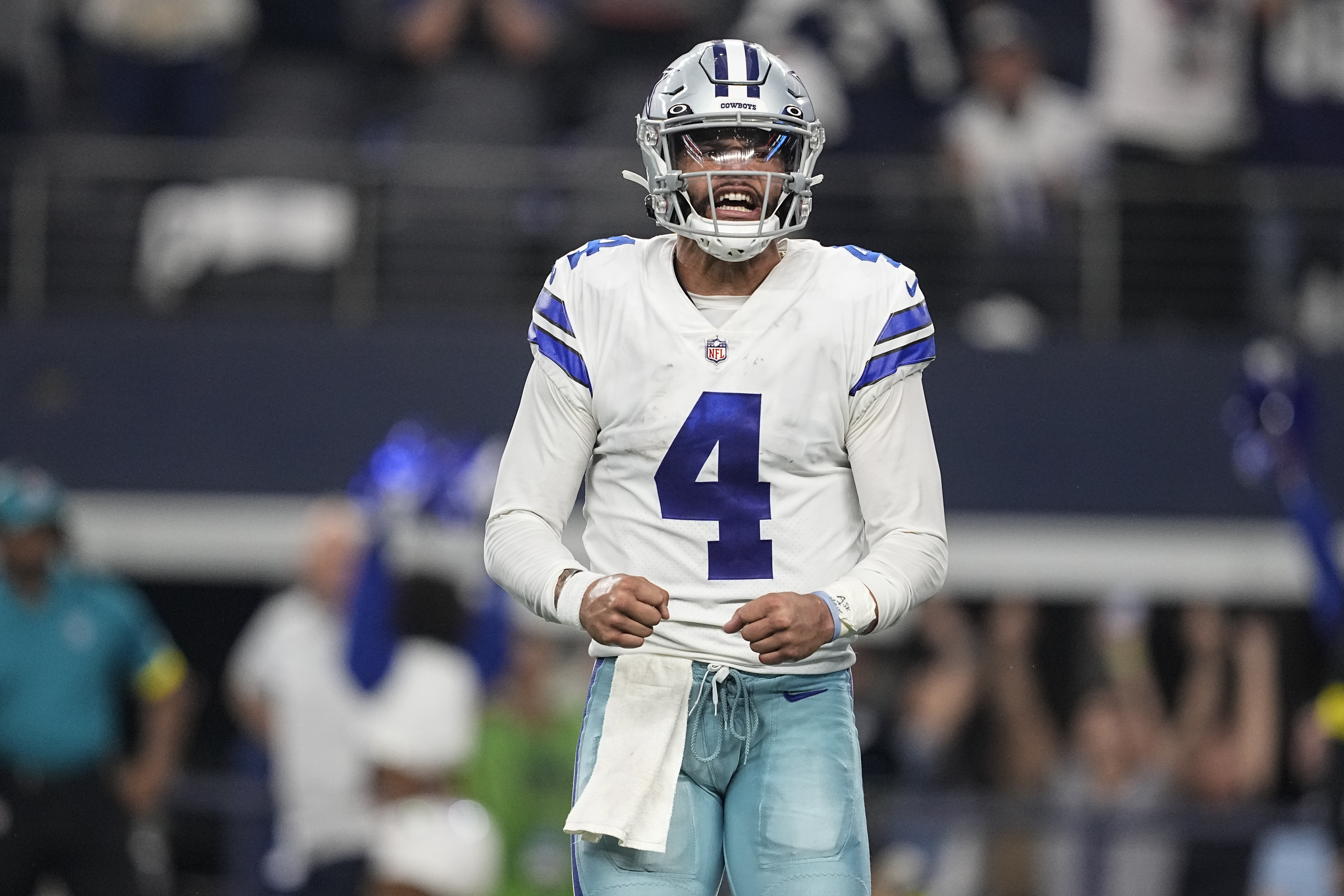 Dallas Cowboys clinch playoff berth for first time since 2018