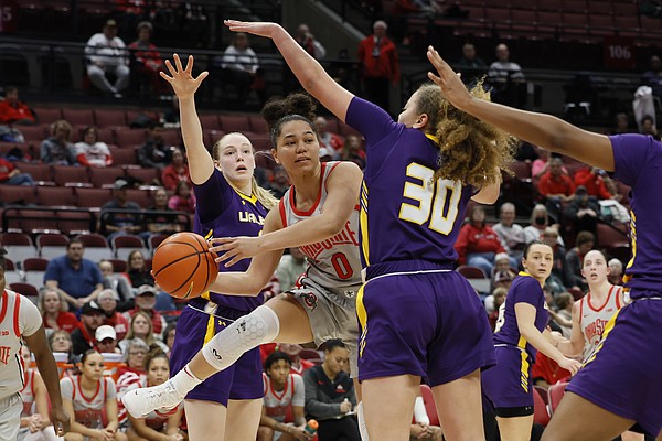 Jayhawks take over in 2nd half - Vimarsana News