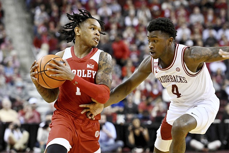 No. 10 Razorbacks race to easy win Texarkana Gazette