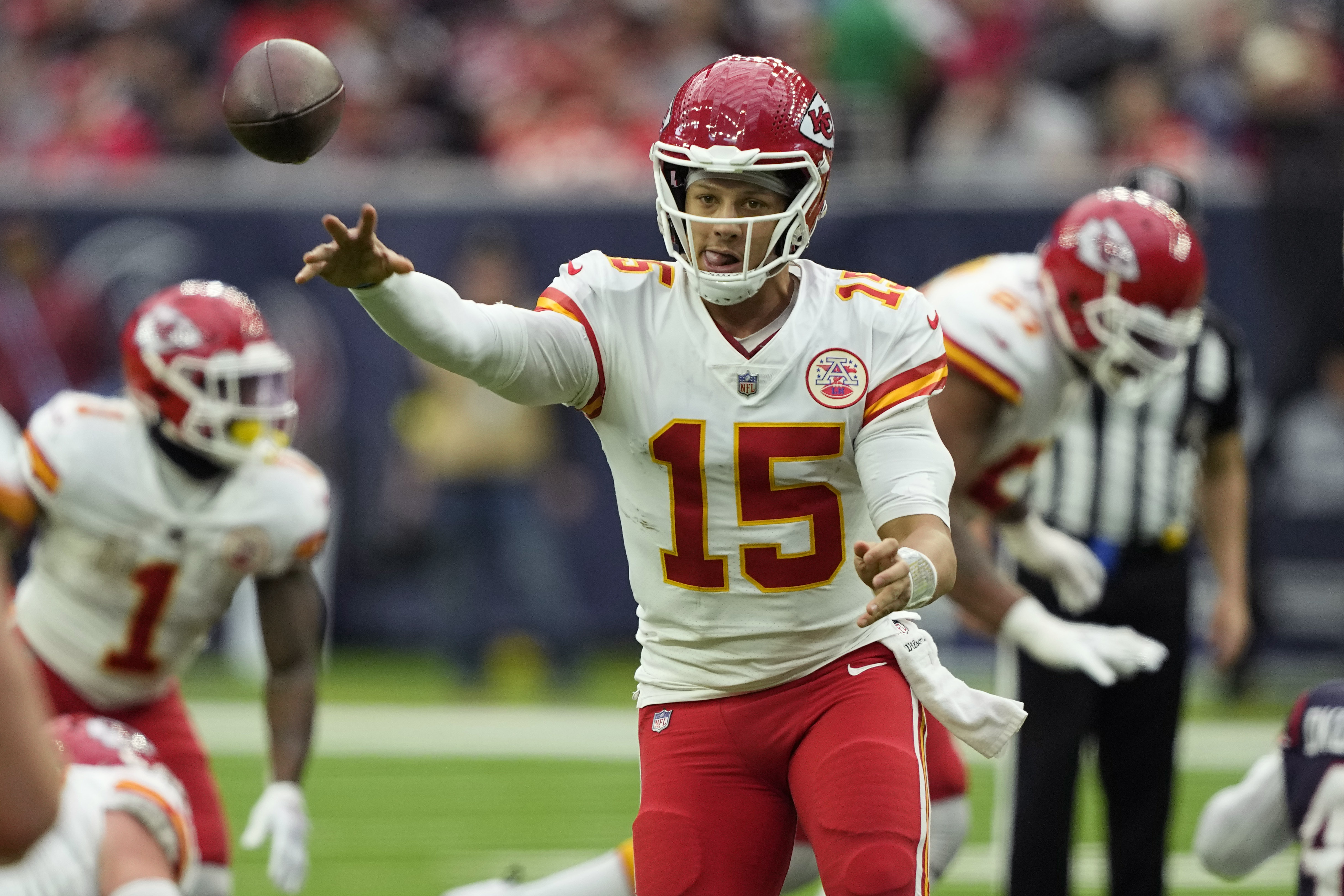 Houston, Texas, USA. 18th Dec, 2022. Kansas City Chiefs quarterback Patrick  Mahomes (15) carries the ball on a quarterback scramble during the fourth  quarter between the Houston Texans and the Kansas City