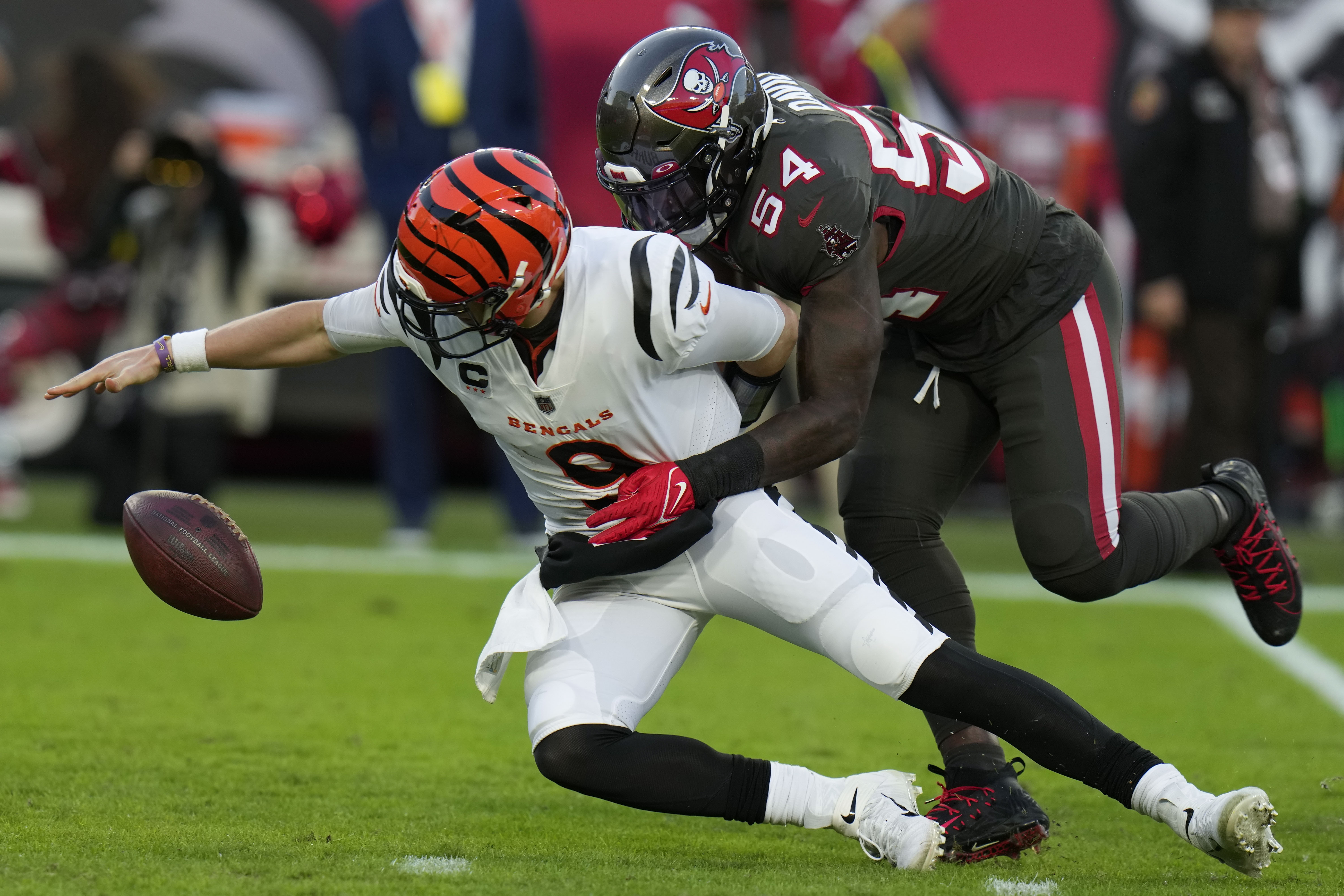 Burrow throws for 4 TDs, Bengals rally past Buccaneers 34-23