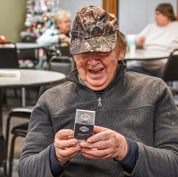 Senior Center clients enjoy Christmas celebration - Vimarsana News