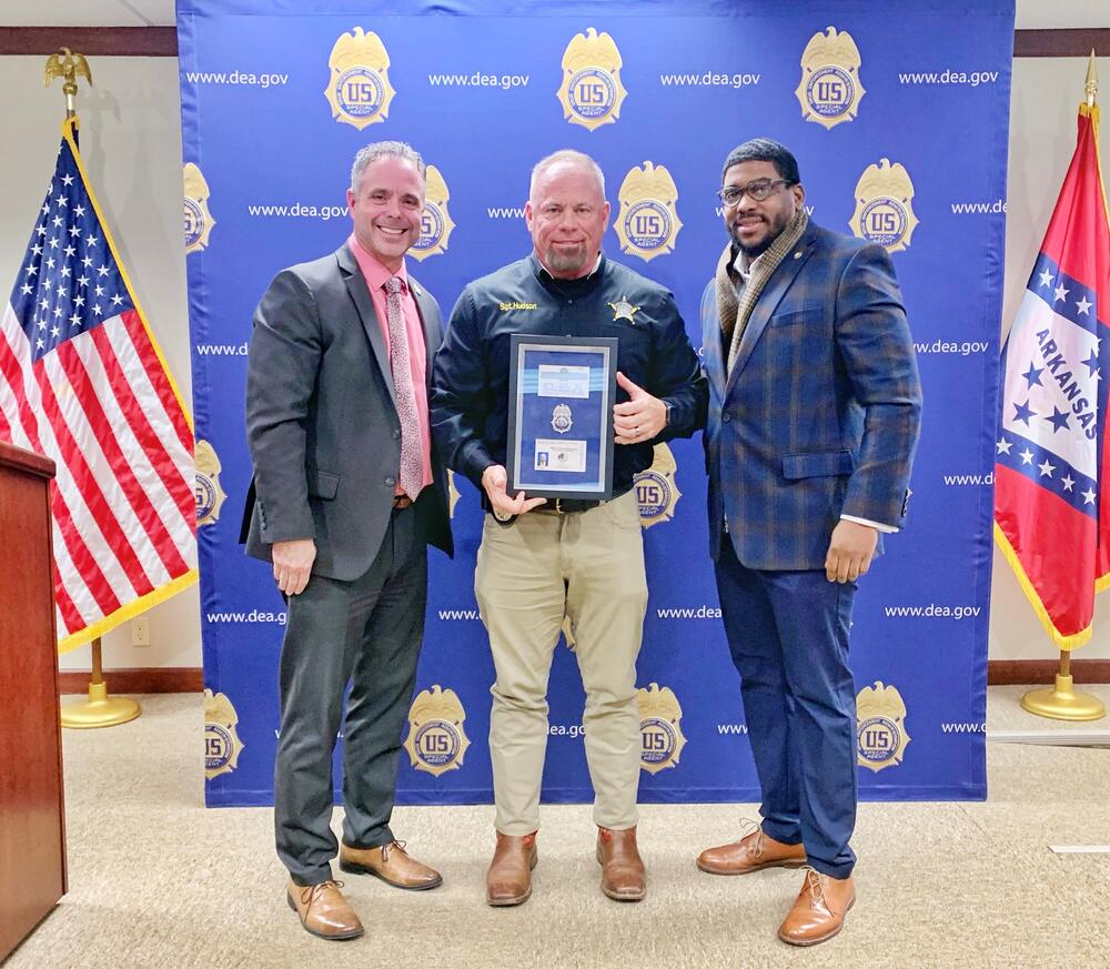 County deputy receives credentials from DEA