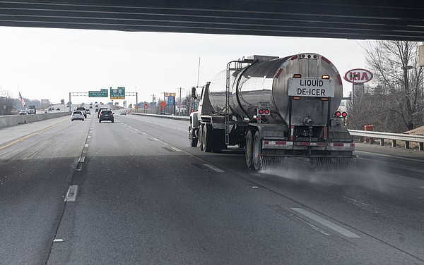 Area braces for extreme cold weather, bad driving conditions today, Friday - Vimarsana News
