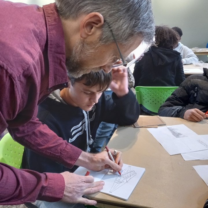 Dumas students study historic home