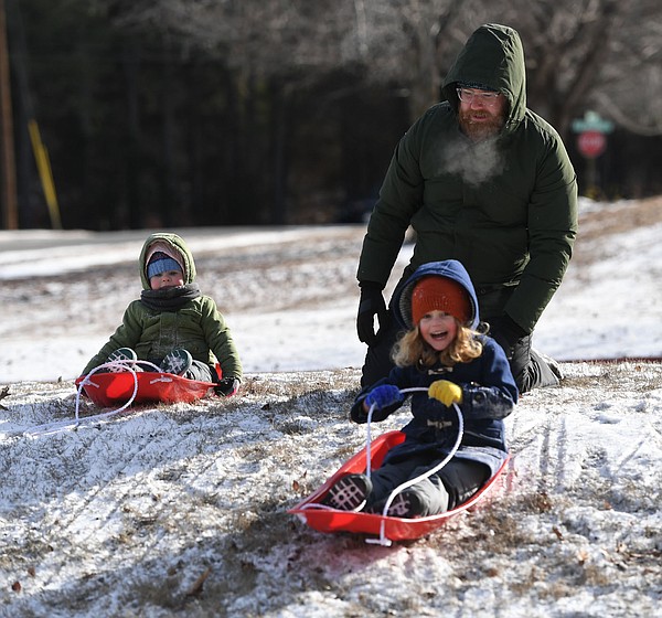 Snow behind region as arctic blast continues to make Northwest Arkansas, River Valley frigid - Vimarsana News
