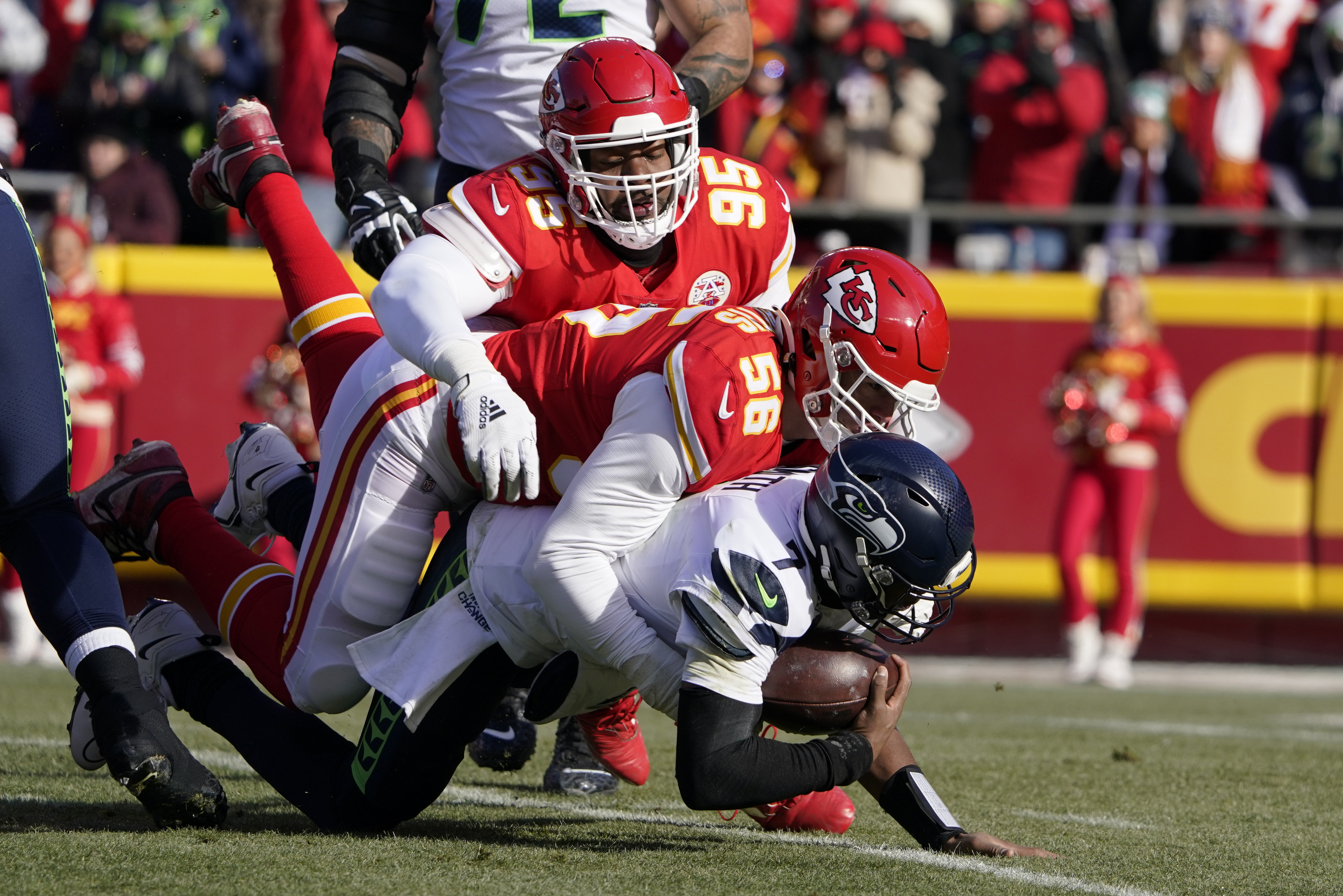 Chiefs stymie, dump Seahawks