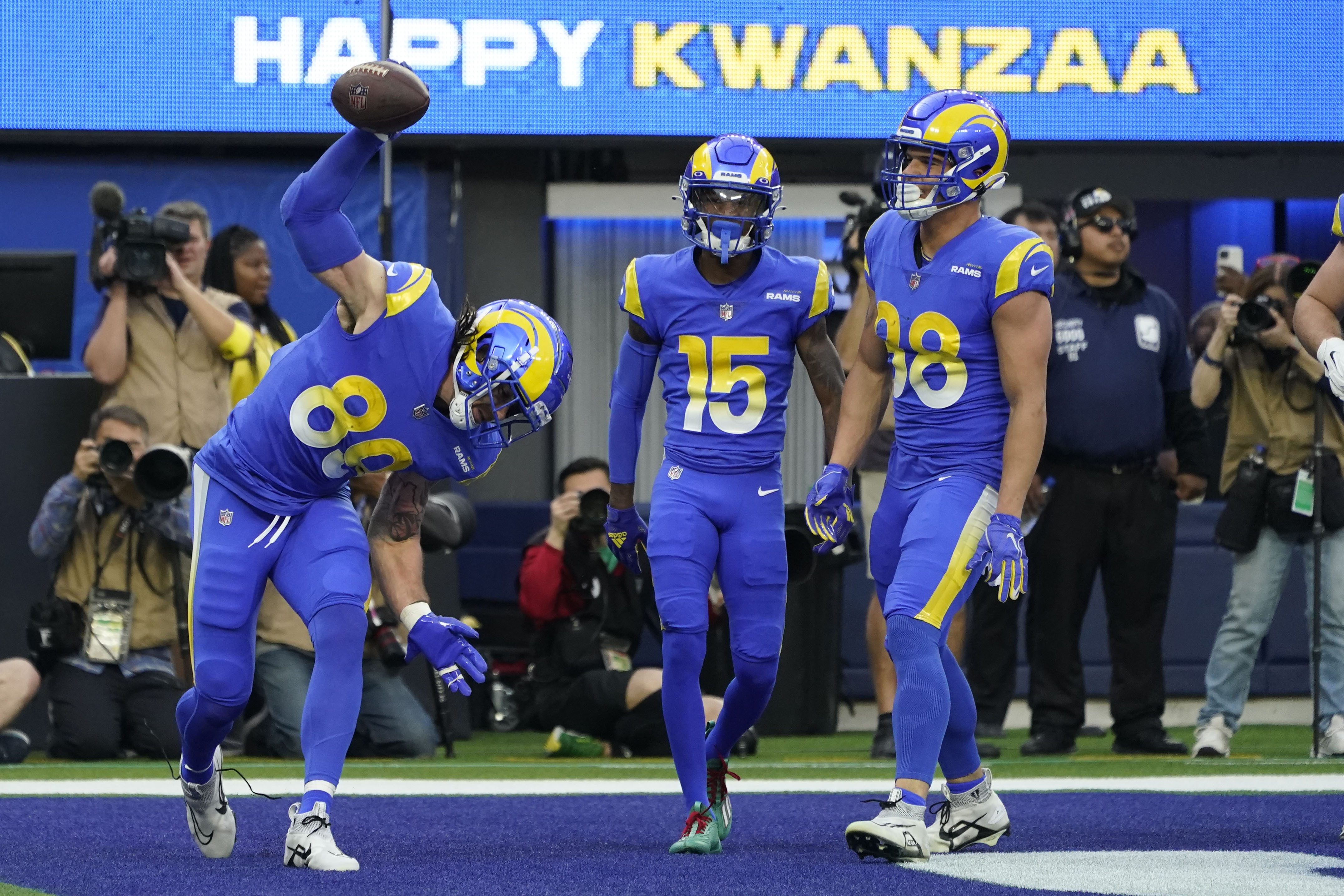 7 craziest stats from Rams' 54-51 win vs. Chiefs