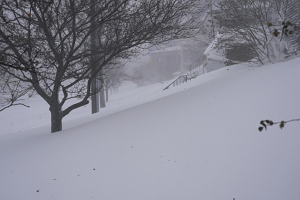 Snowstorm hits Buffalo and no one can actually see the NFL game going on