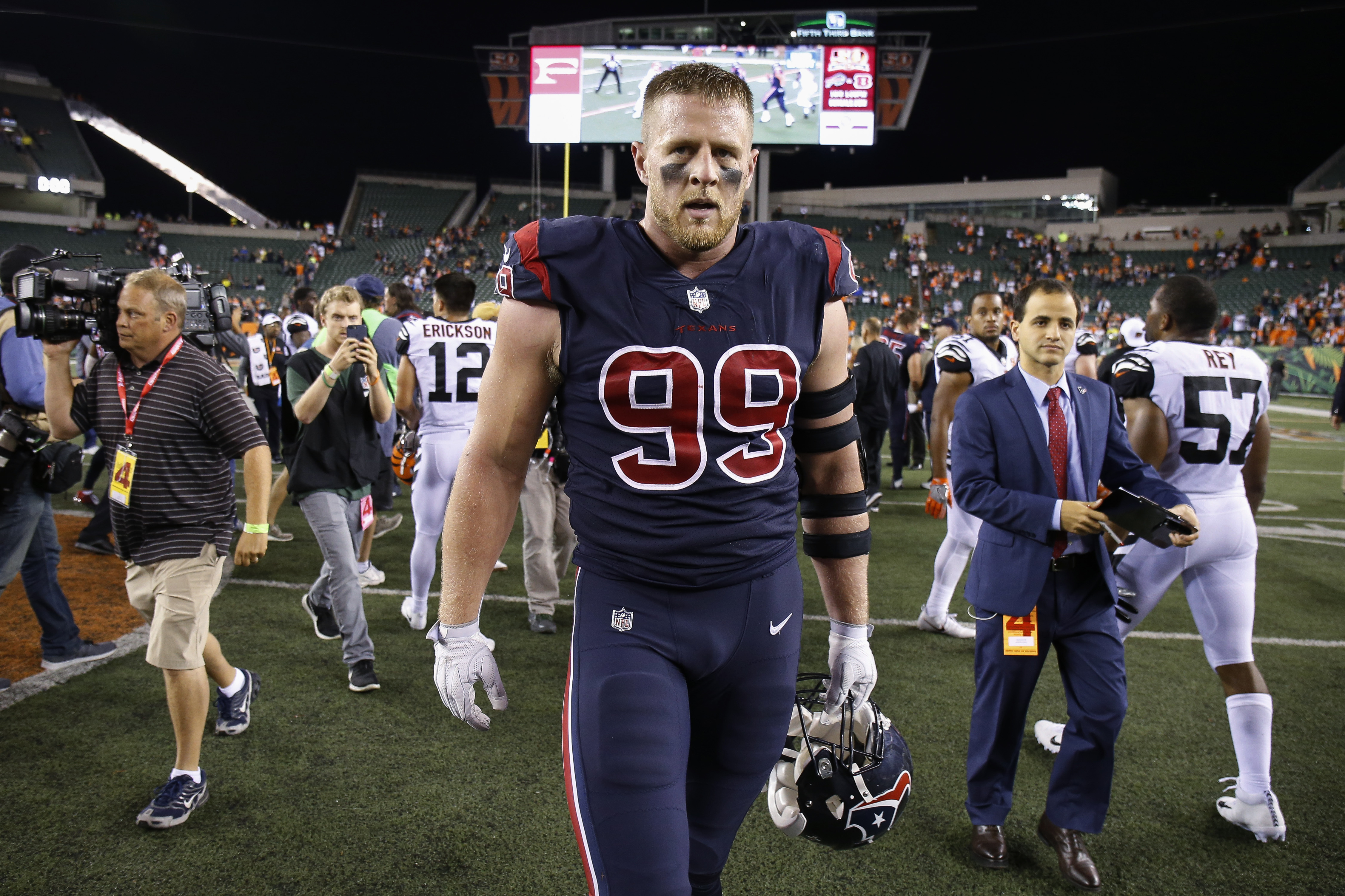 J.J. Watt, T.J. Watt and Derek Watt prep for big 2022 NFL season