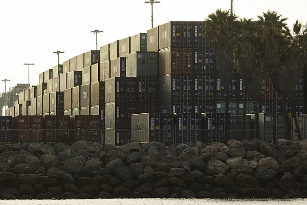 Import drop shrinks trade deficit by 15.6% - Vimarsana News