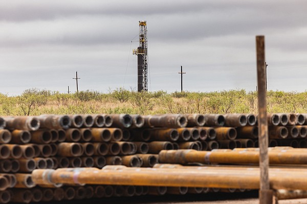 Texas oil firm sues investors for right to add shares - Vimarsana News
