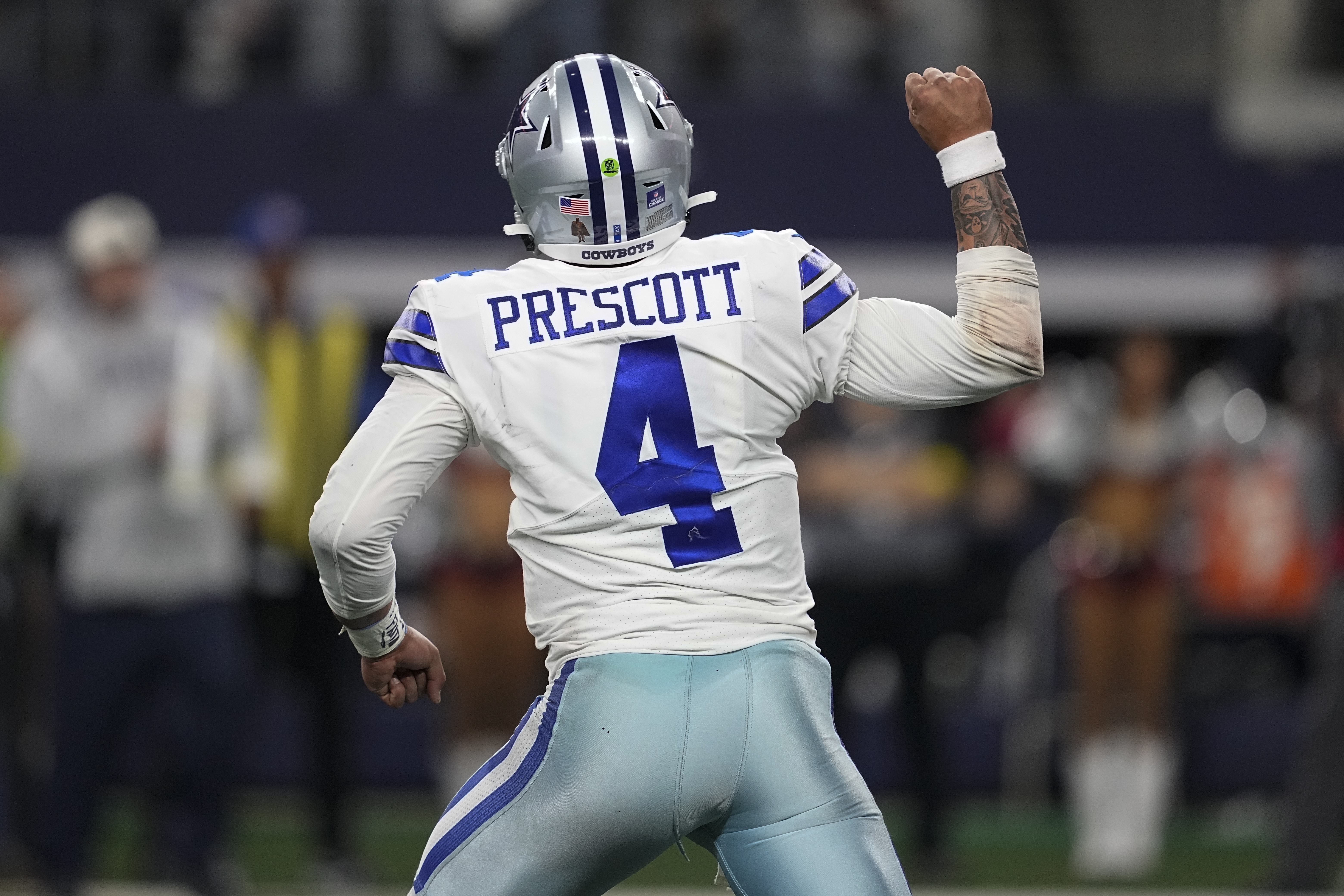 Cowboys aim to finish strong, face Titans