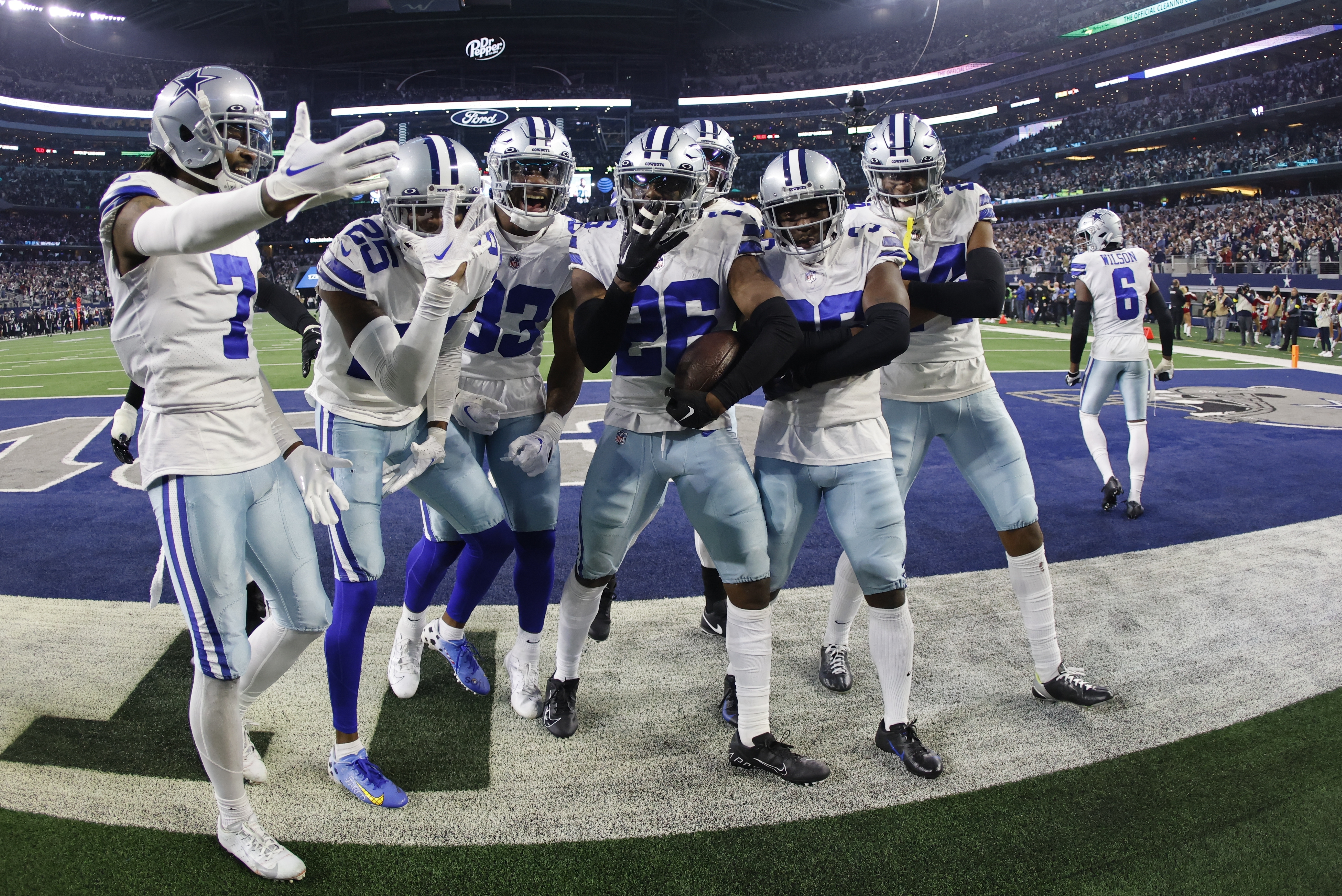 Cowboys aim to finish strong, face Titans