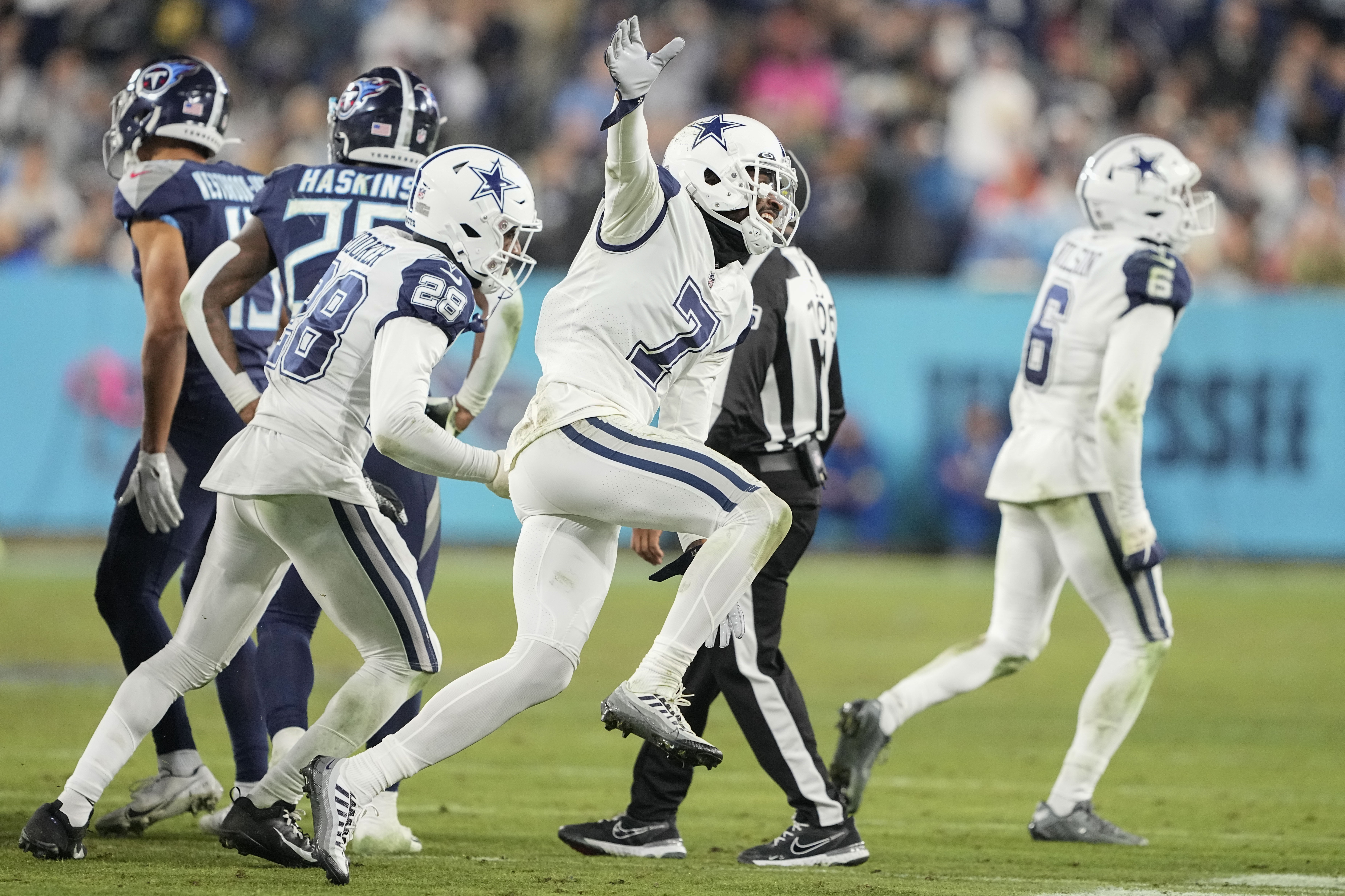 Cowboys too much for Titans