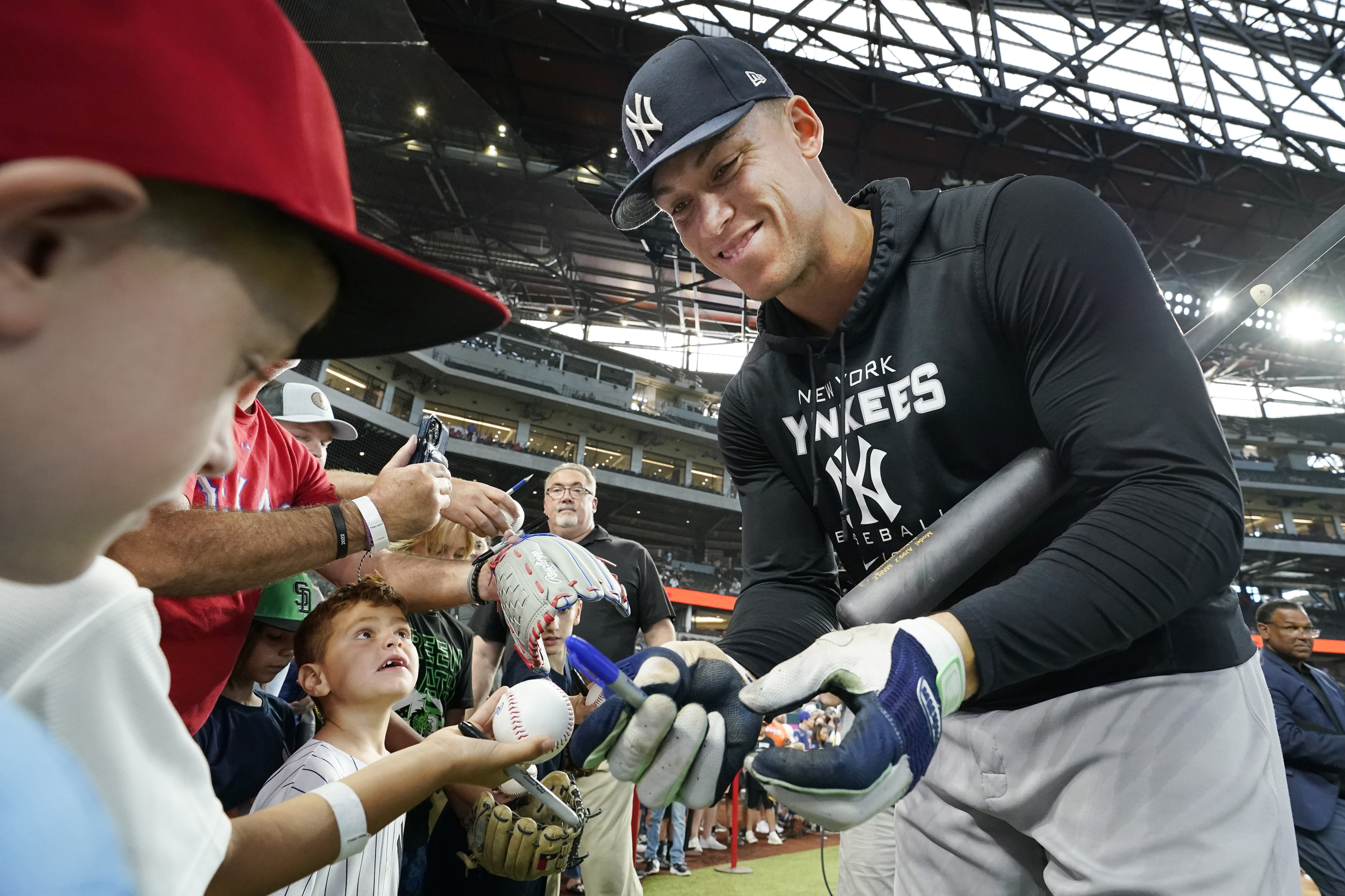 Aaron Judge Kids T-Shirt - New York Y Baseball Aaron Judge Stare B