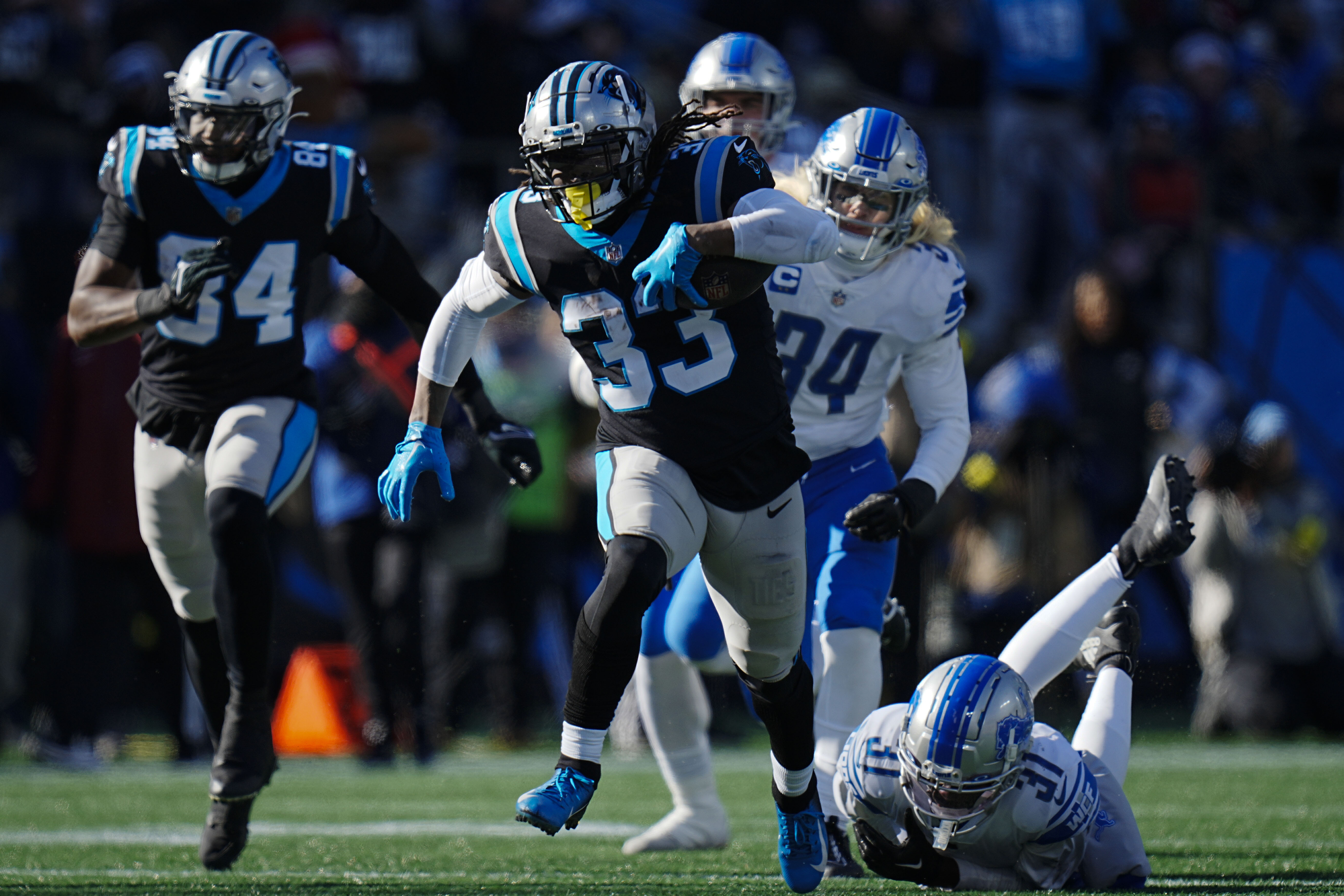 Tiebreakers useless for Bucs, Panthers