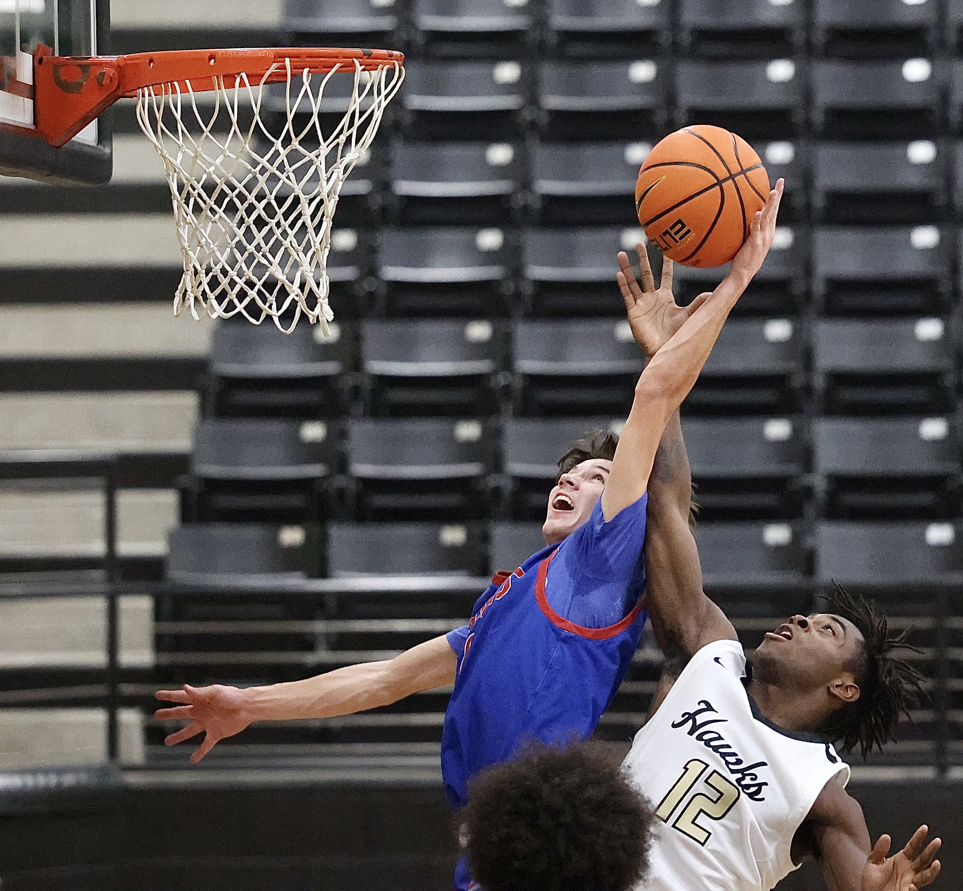 Prairiland edges Pleasant Grove, 51-48 - Vimarsana News