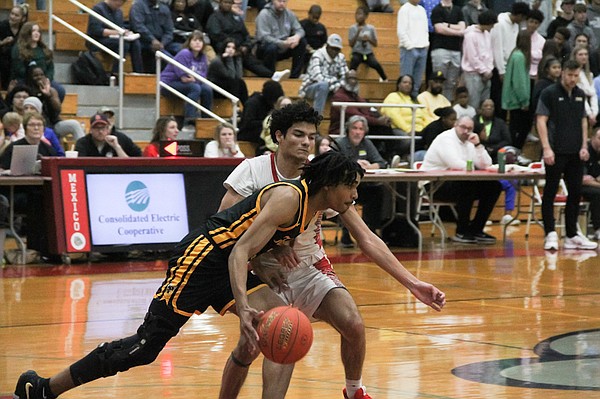 In a state-ranked rivalry game, Mexico's defense leads to a Fulton boys basketball loss - Vimarsana News