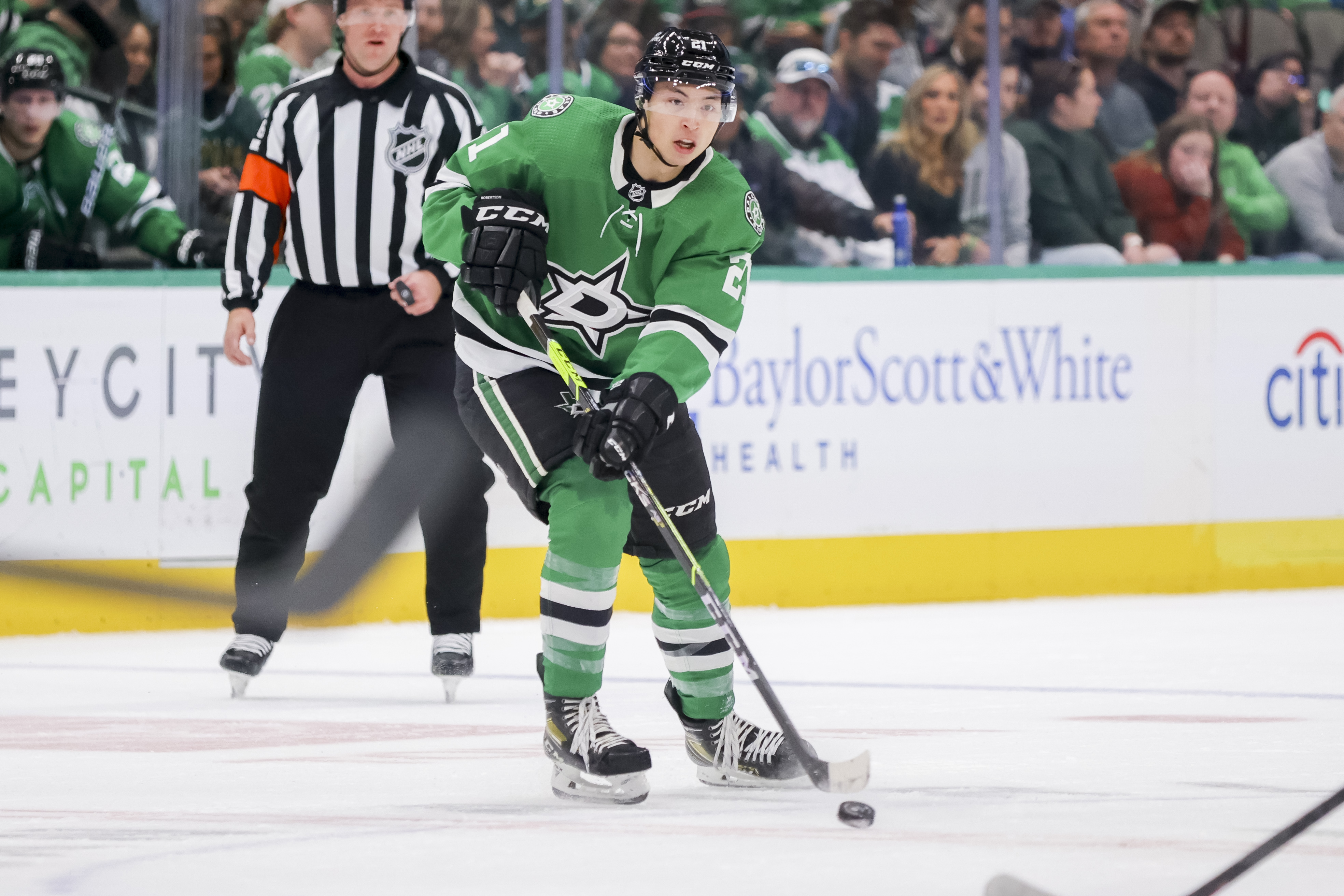 Robertson scores 1st Career Playoff Goal, Stars fall 3-1 in Game 5