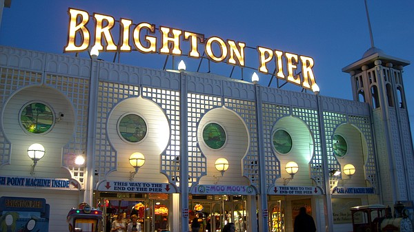 RICK STEVES' EUROPE: Brighton a relaxing stop — 'London by the Sea' - Vimarsana News