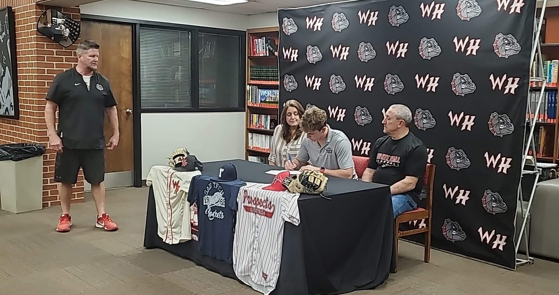 WH baseball star signs intent to play with SAU Tech