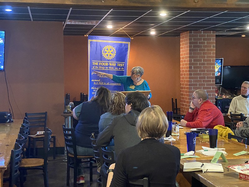 Anakin Bush/Fulton Sun
Mary Ann Beahon presents to the Fulton Rotary Club on Wednesday about her recent service trip to Mexico. Beahon visited several Rotary service projects across the country, including a community center and a medical clinic.