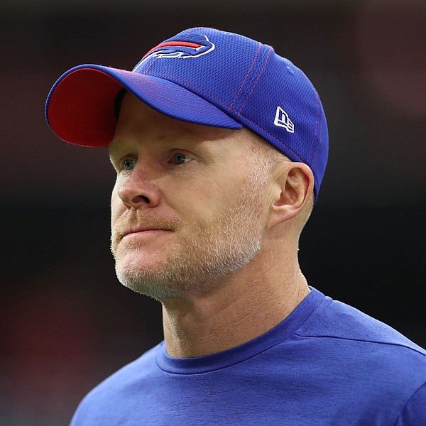 Bills’ McDermott hailed for leading through emotional week