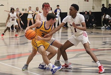 Yellowjackets top WH behind Free's 25 points - Vimarsana News