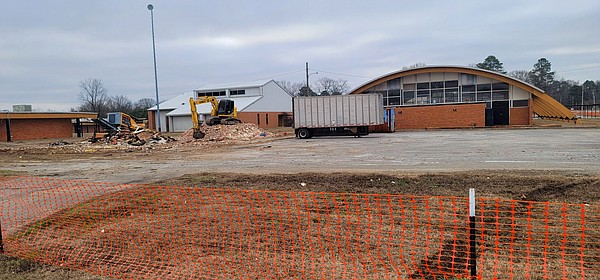Crews begin tearing down Southeast school - Vimarsana News
