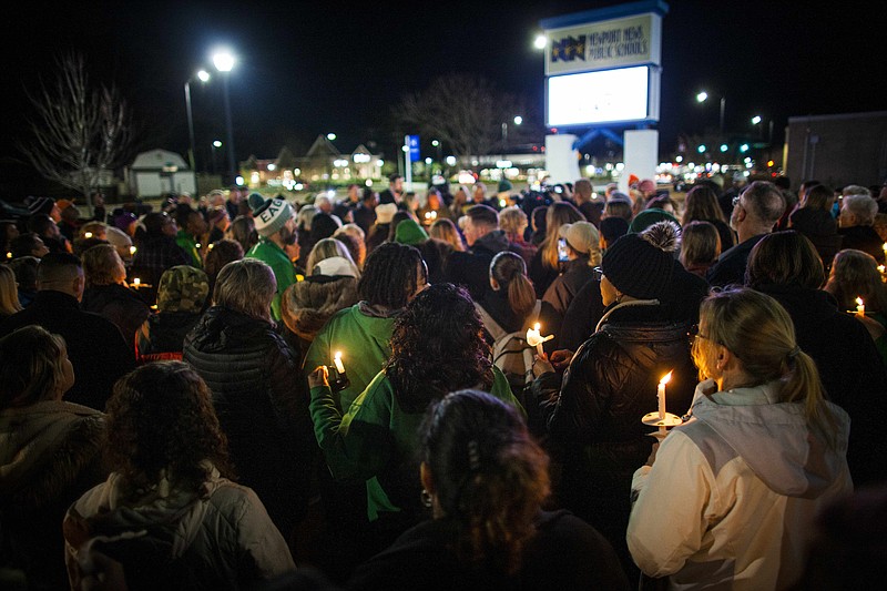 Virginia School Shooting Stirs Metal-detector Debate 