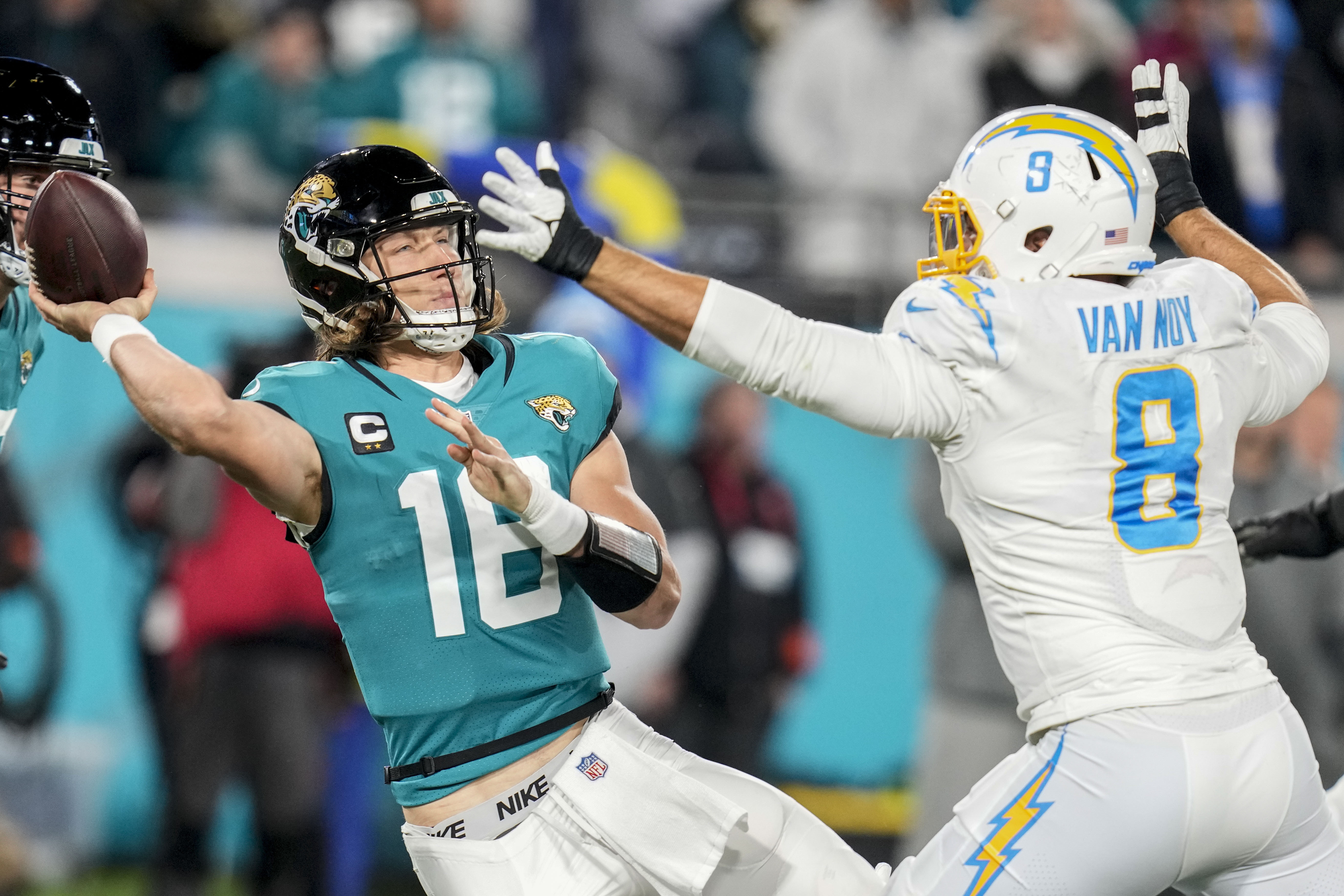 Jags' QB recovers after 4 early INTs